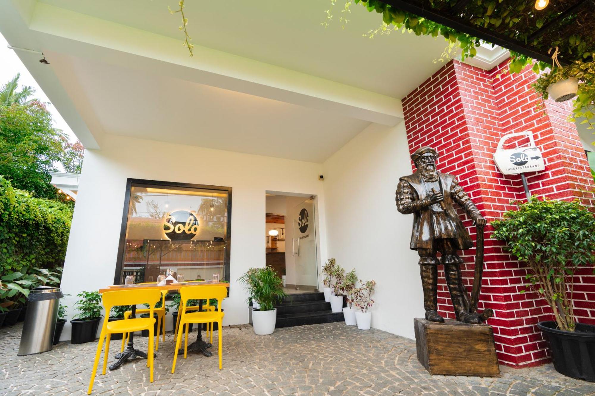 Solo Inn By Hawk Hospitality Kochi ภายนอก รูปภาพ