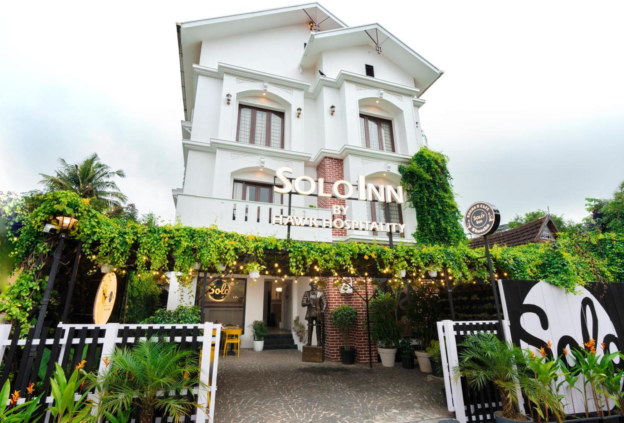Solo Inn By Hawk Hospitality Kochi ภายนอก รูปภาพ