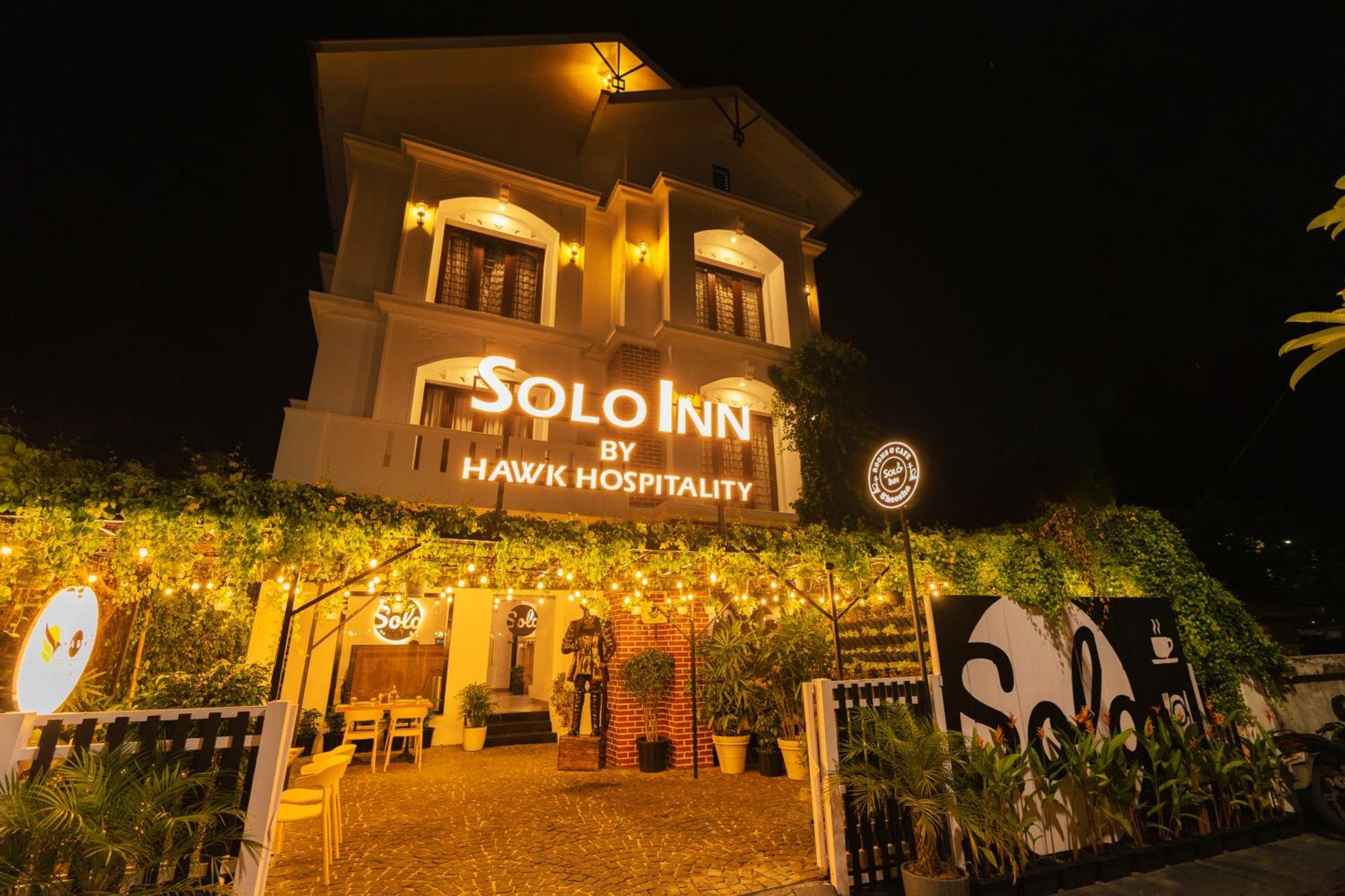 Solo Inn By Hawk Hospitality Kochi ภายนอก รูปภาพ