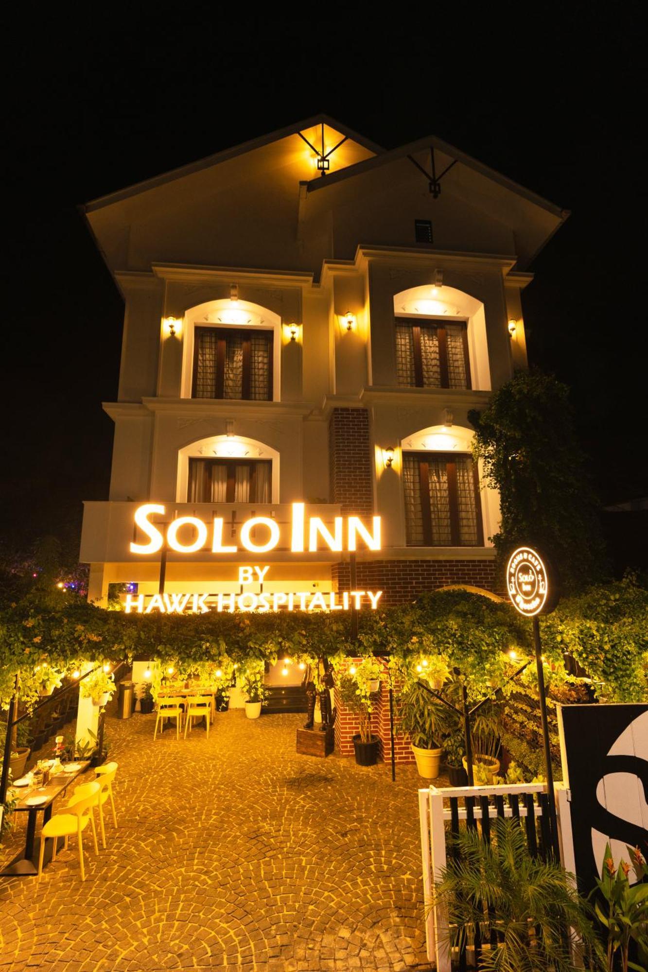 Solo Inn By Hawk Hospitality Kochi ภายนอก รูปภาพ