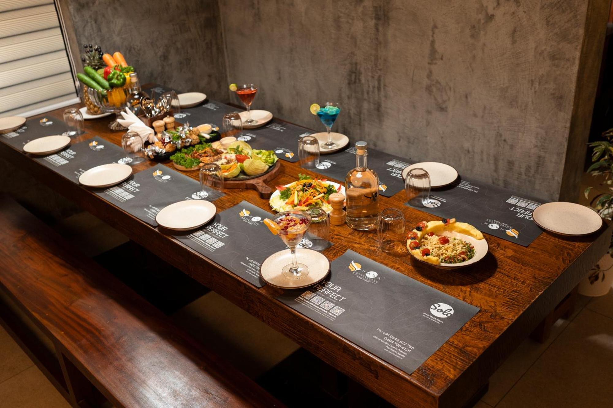 Solo Inn By Hawk Hospitality Kochi ภายนอก รูปภาพ