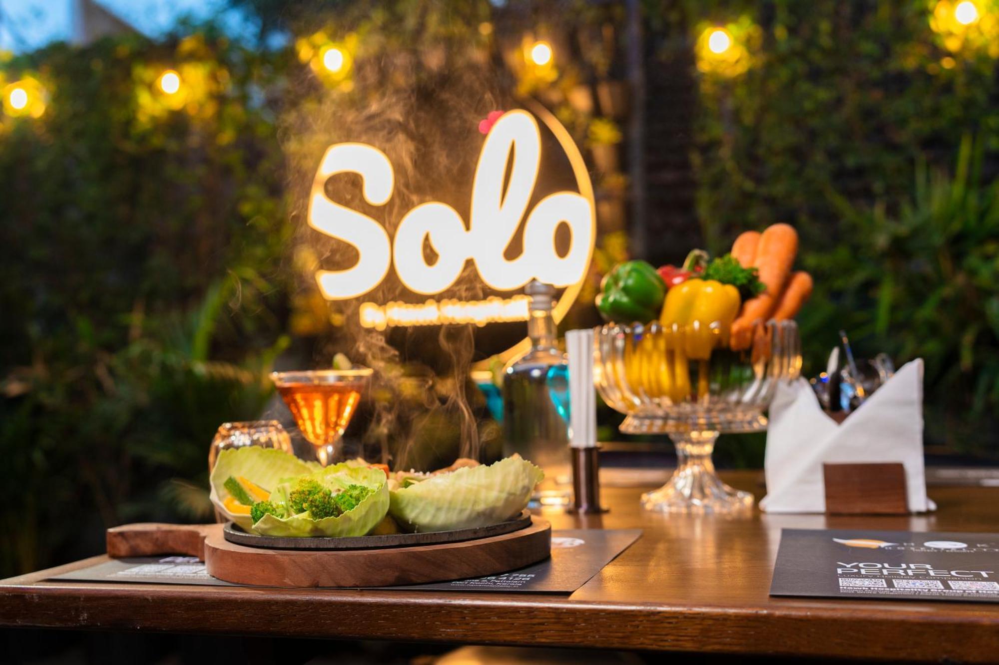 Solo Inn By Hawk Hospitality Kochi ภายนอก รูปภาพ